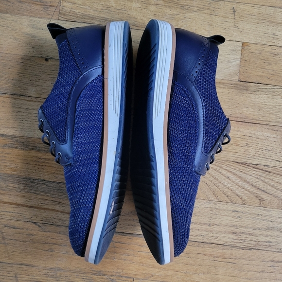 Steve Madden Blue Fabric & Leather Shoes - Picture 2 of 5